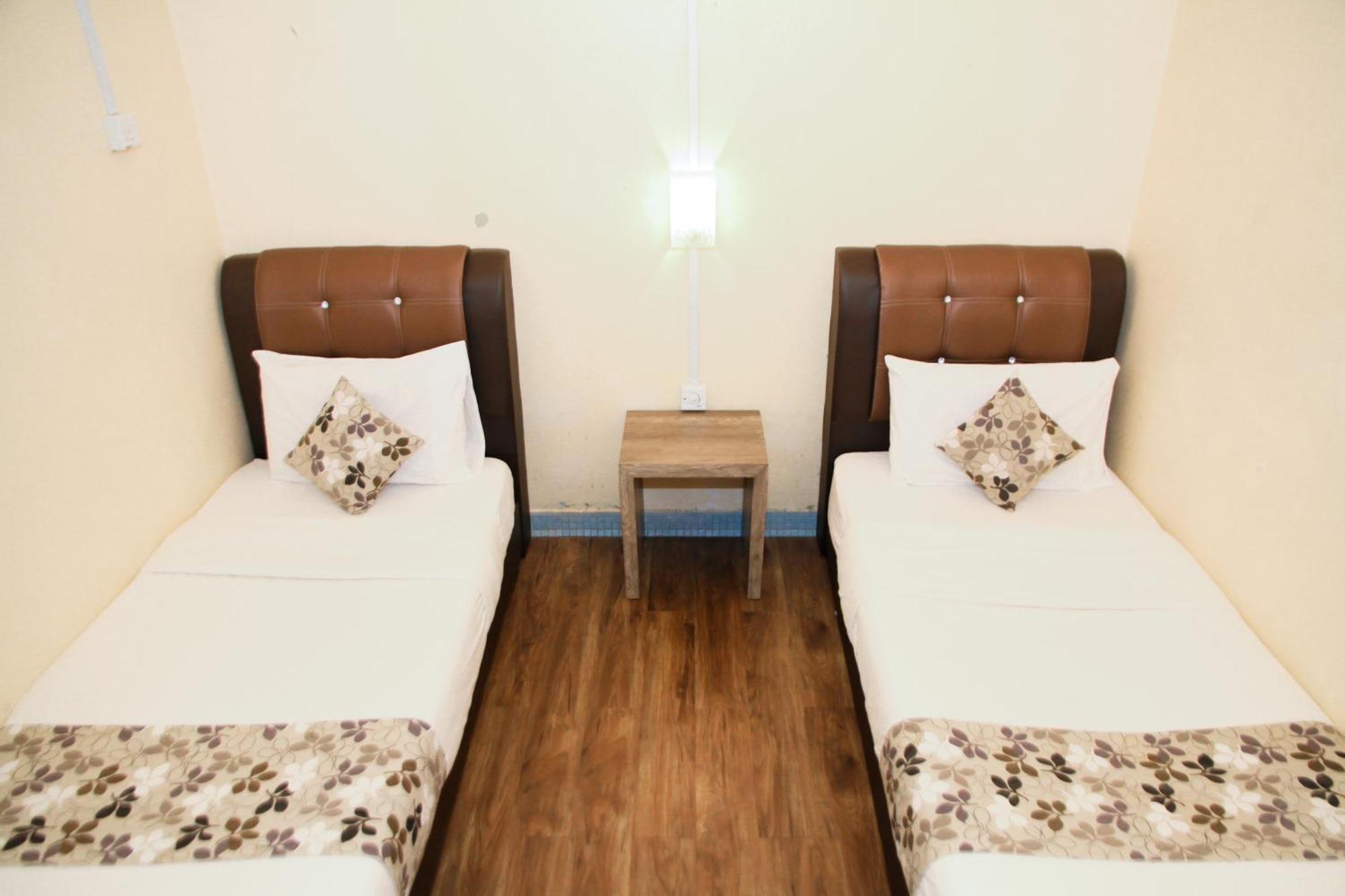 Myra Hotel Мерсинг Экстерьер фото